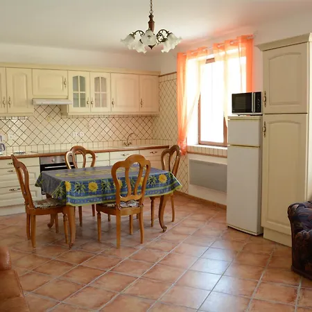 Cote Barbacane - Parking Prive - 100m Cite Medievale Apartamento *