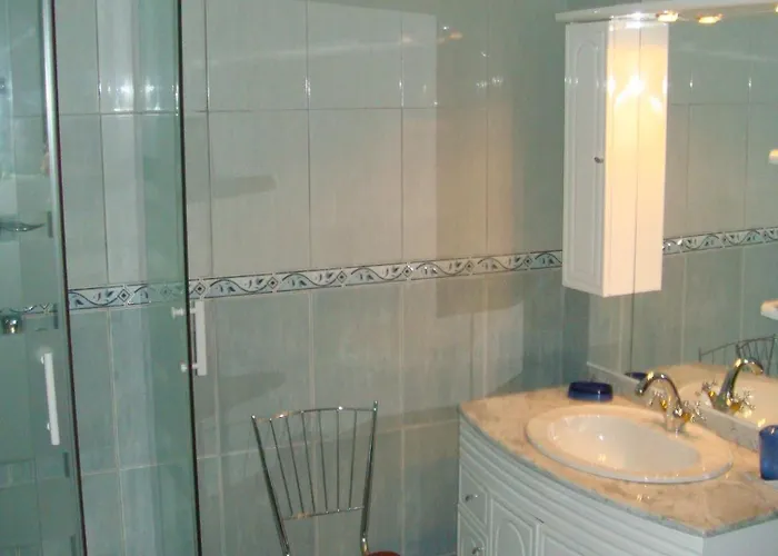 Apartamento Cote Barbacane - Parking Prive - 100m Cite Medievale Carcassonne